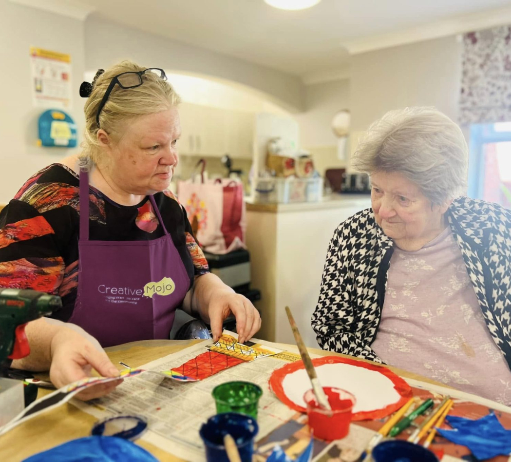 Jenni_1049x948_acf_cropped